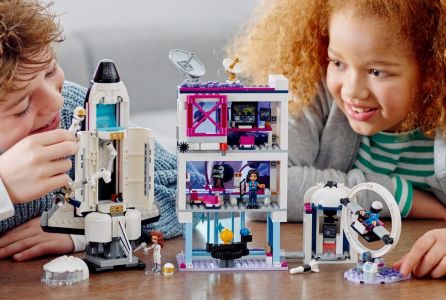 Nejlepší stavebnice pro kluky i holky? Rozhodně LEGO