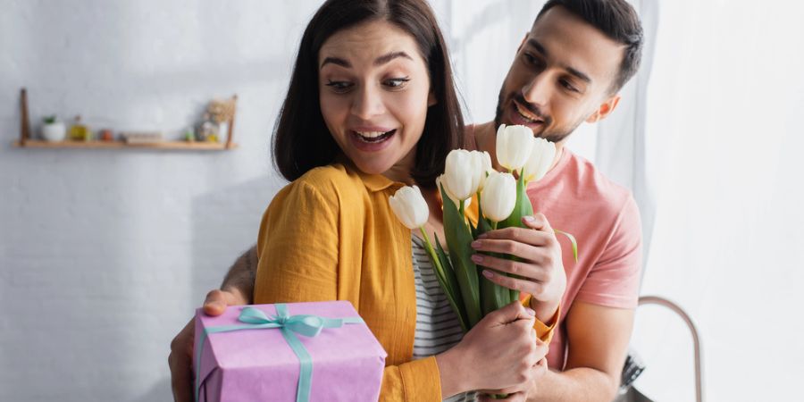 Co koupit ženě k svátku? 10 tipů na užitečná potěšení